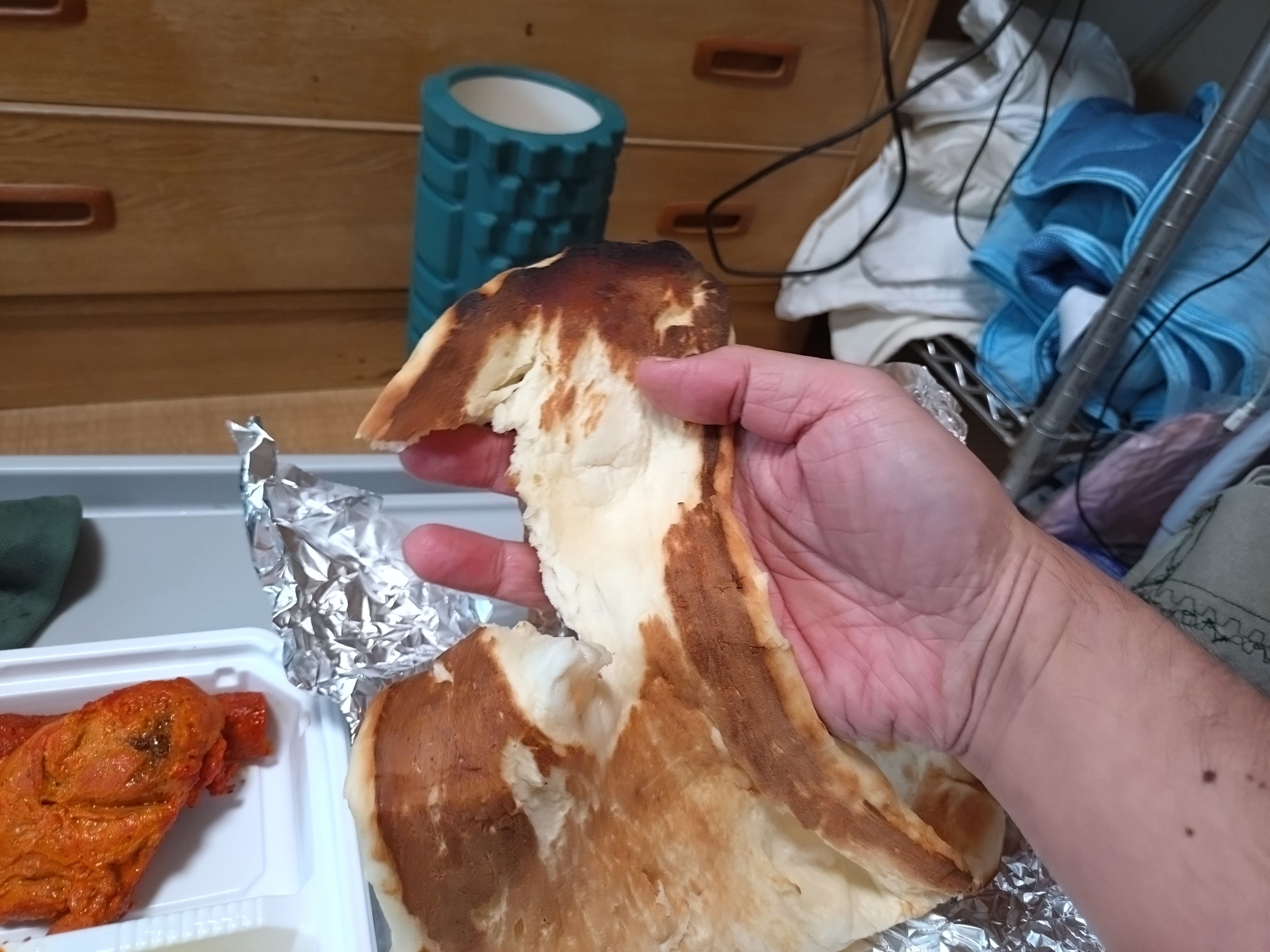 ナンをちぎった ナンをちぎったところ