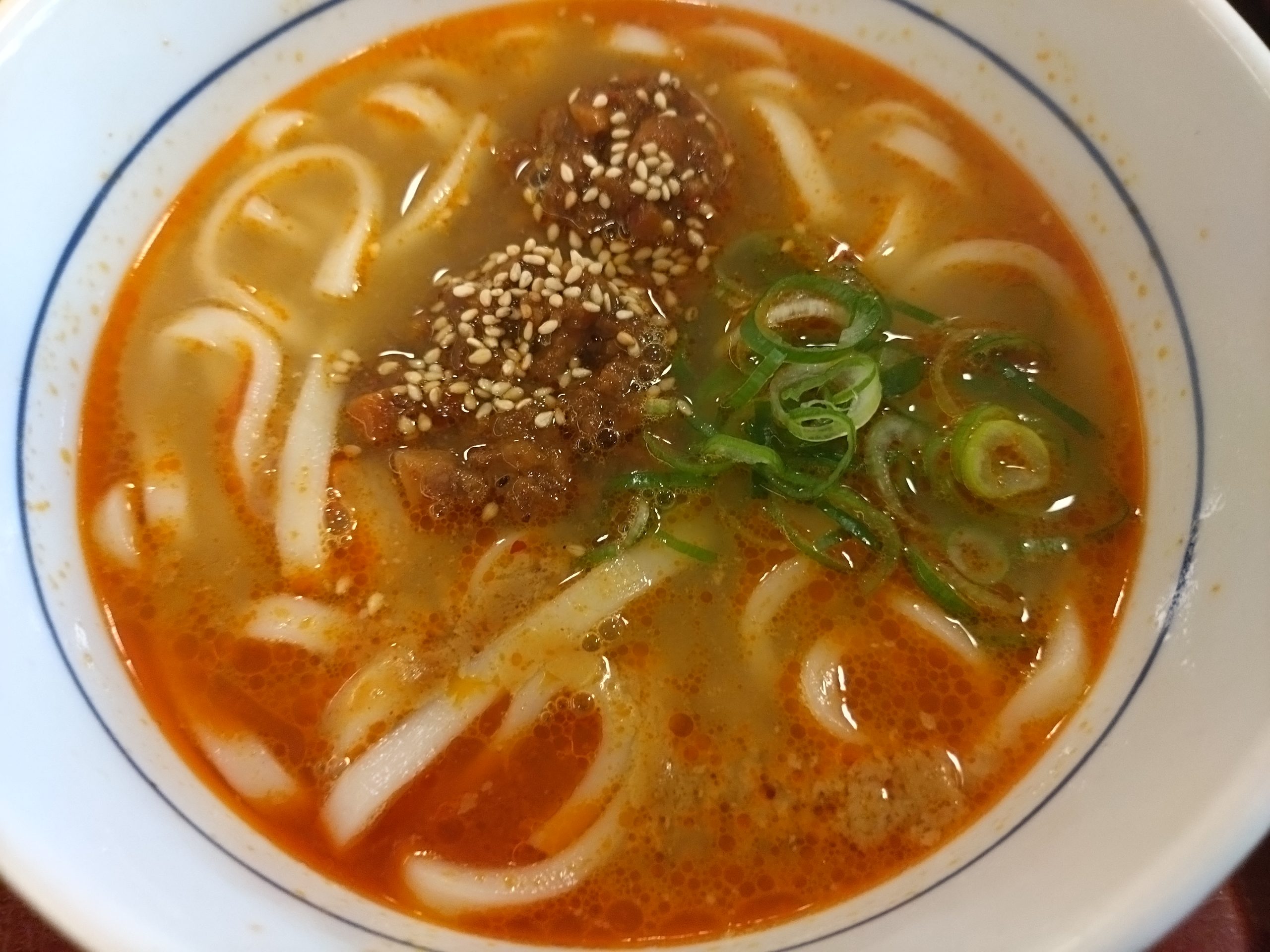 なか卯の担々うどん（アップ）