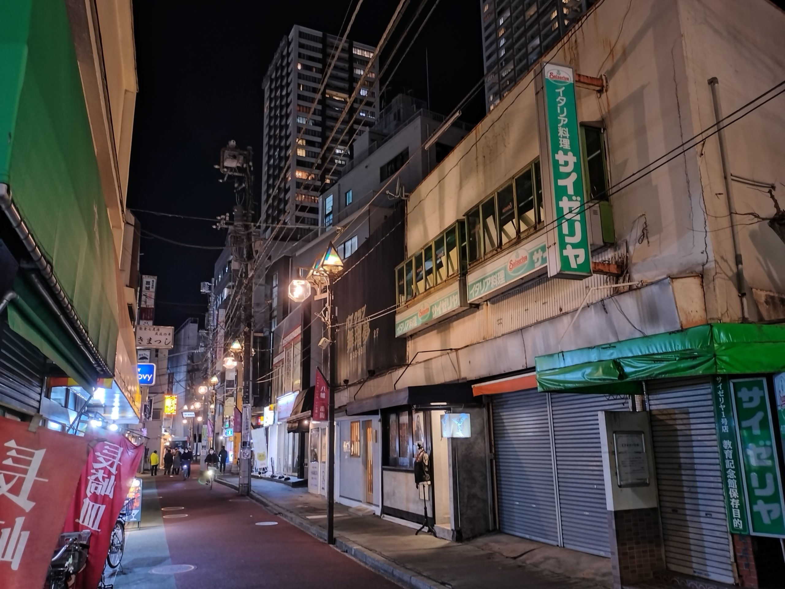 洋食 停車場への道順（サイゼリヤ1号店［閉店］の脇を入るルート）