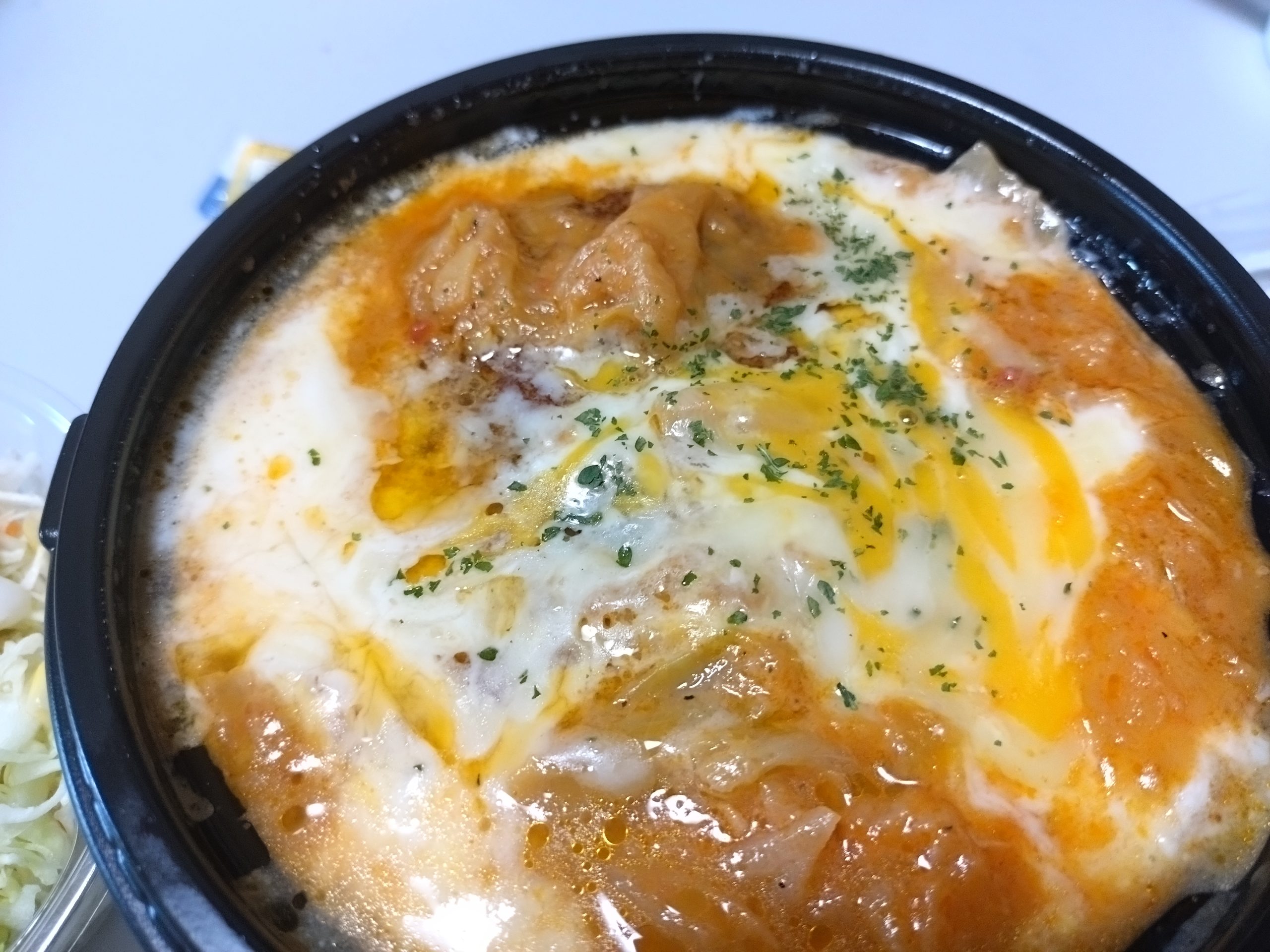 チーズトマトハンバーグ とろけるチーズ チーズと卵がとろけたハンバーグ