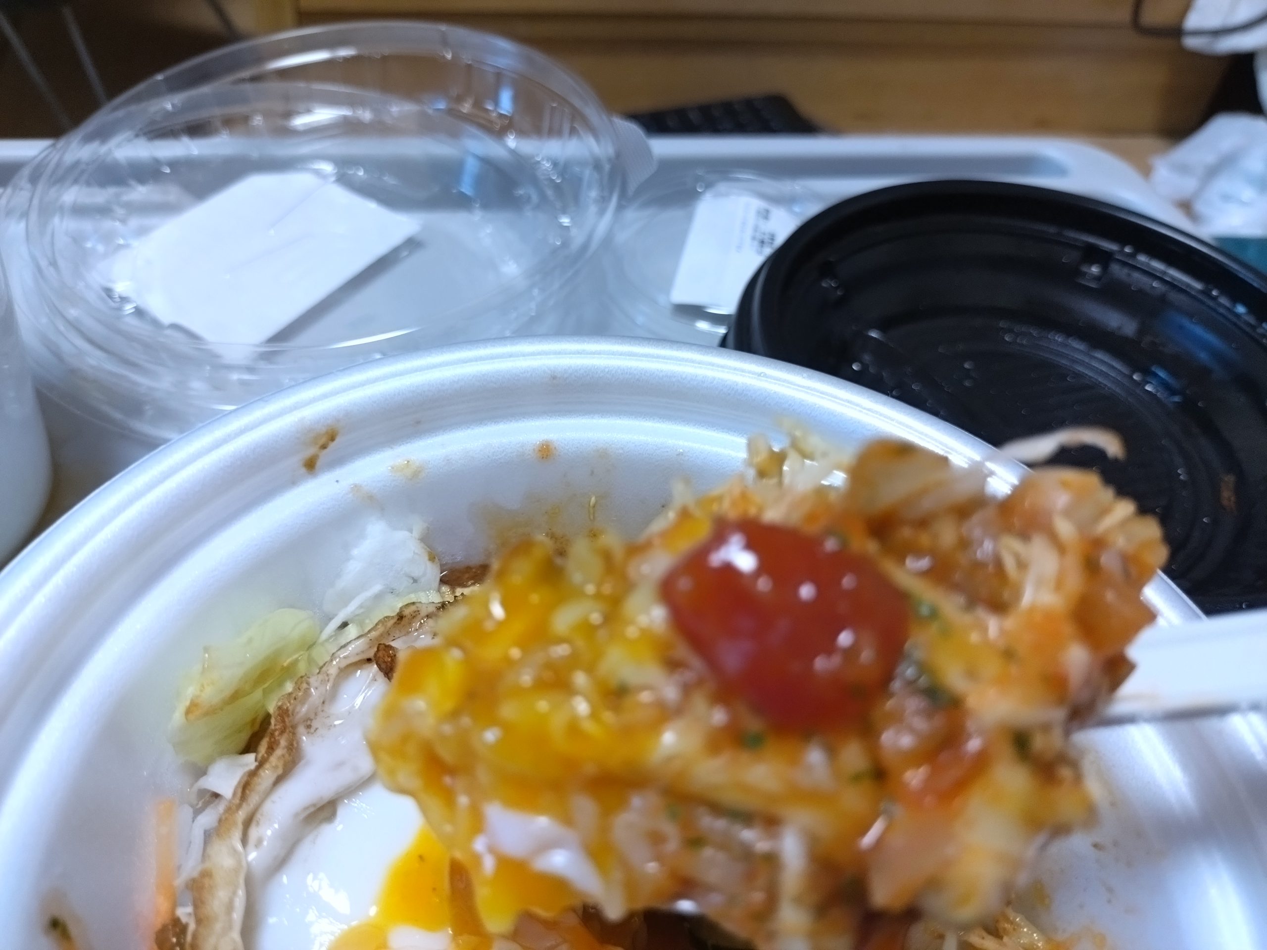 松屋 タコライス 卵絡め 卵の黄身を絡めたタコライス