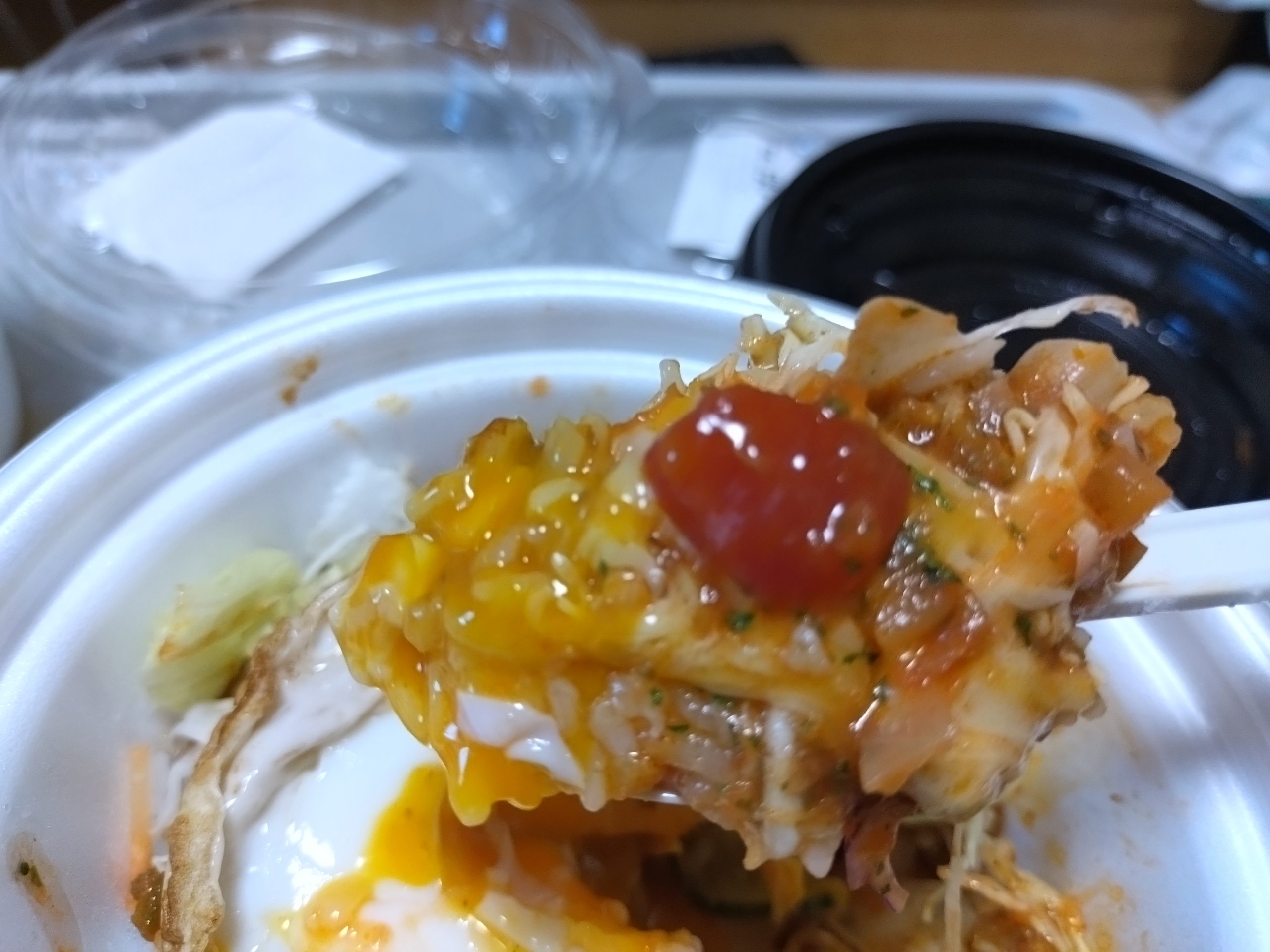 松屋 タコライス 卵のせ 目玉焼きをのせたタコライス