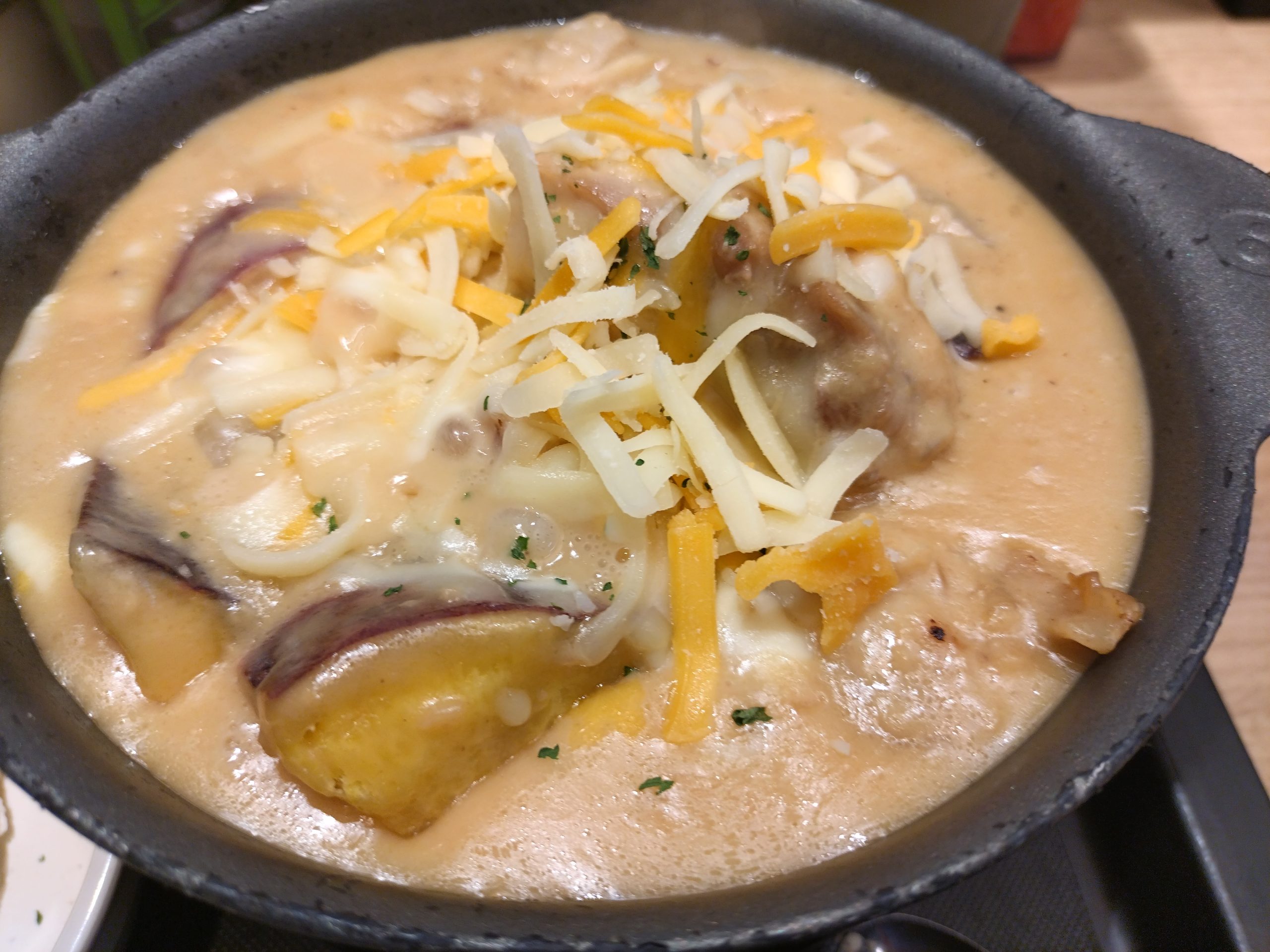 松屋 シュクメルリ 追いチーズ後 松屋 シュクメルリ 追いチーズ投入後