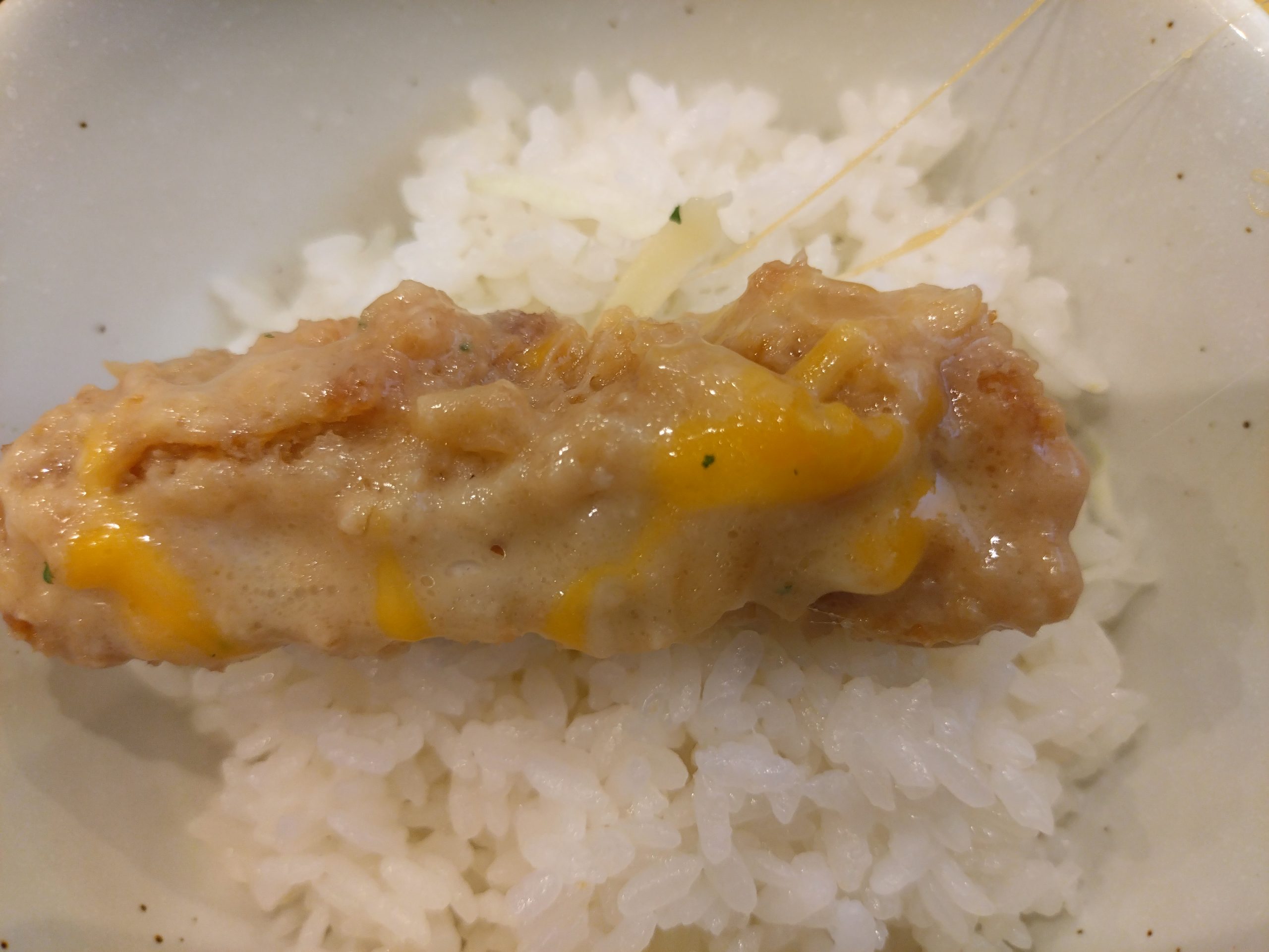 シュクメルリロースかつのオンザライス シュクメルリロースかつのオンザライス